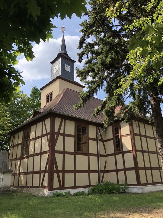 Titelbild: Ferchländer Kirche